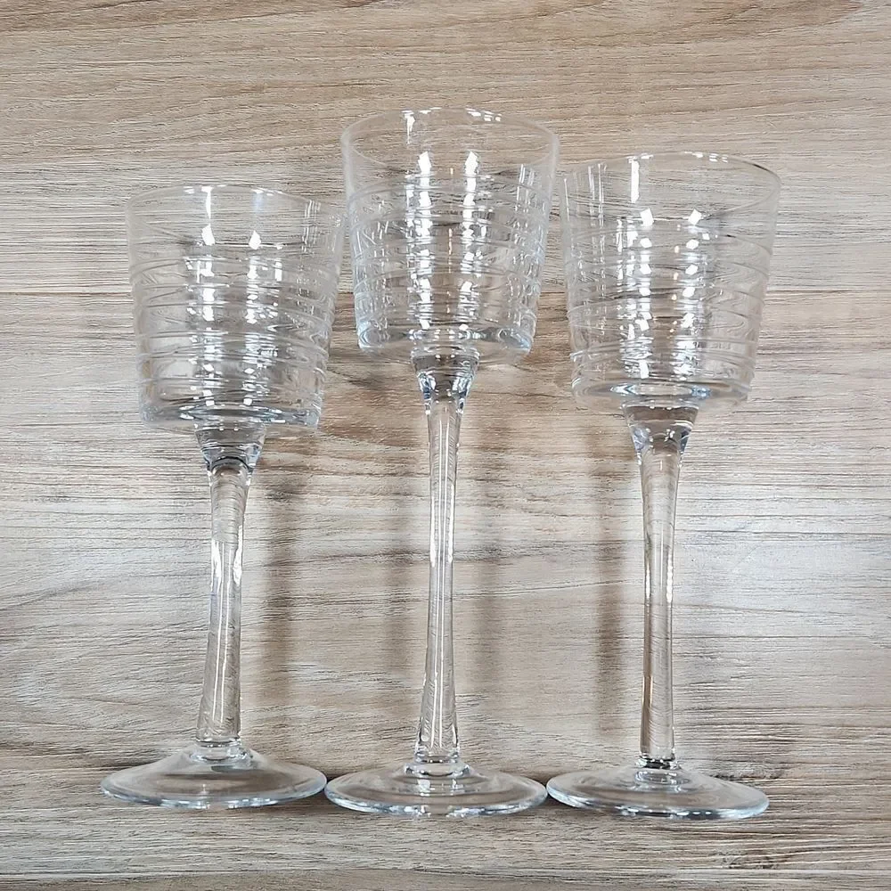 🔸️🔸️NIB PartyLite Clear Lines Votive Holder Trio - Picture 6 of 15